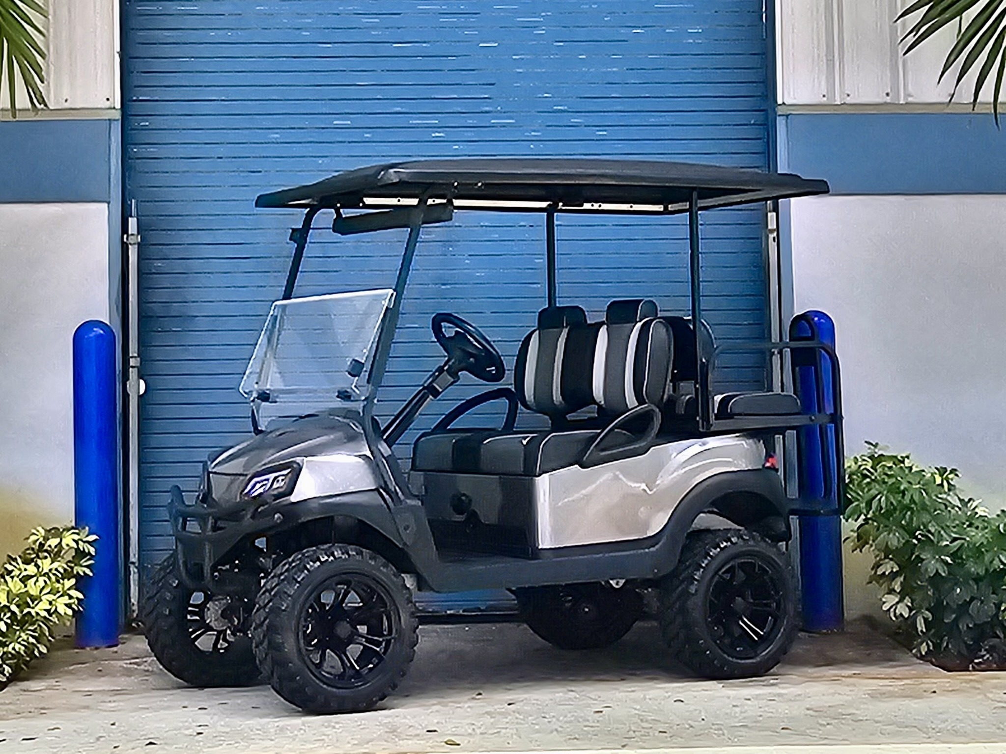 Used – 2018 Club Car Tempo – Lifted – Electric – New Batteries – Grey Metallic