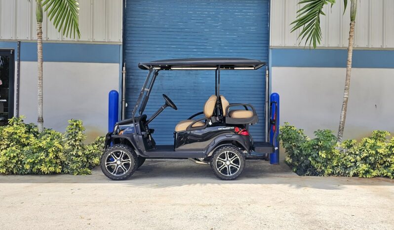 
								Used – 2017 Club Car Onward – Lifted – Gas – Black Metallic full									