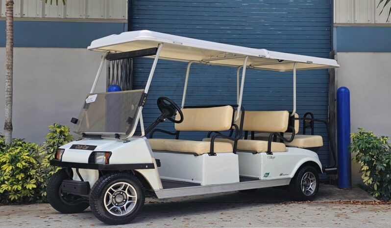 
								Used – 2012 Club Car Villager – 6 Passenger – Electric – White – New Batteries full									