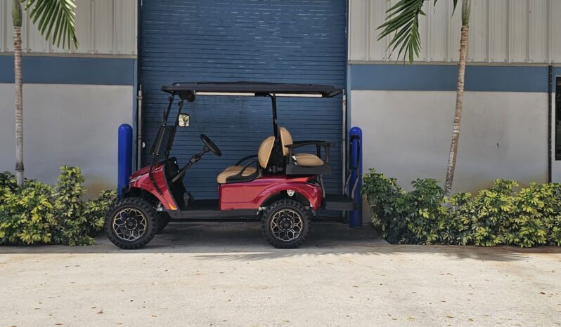 
								Used – 2023 MadJax® X Series – Lifted – Lithium – Cherry Red – Upgraded Sound System full									