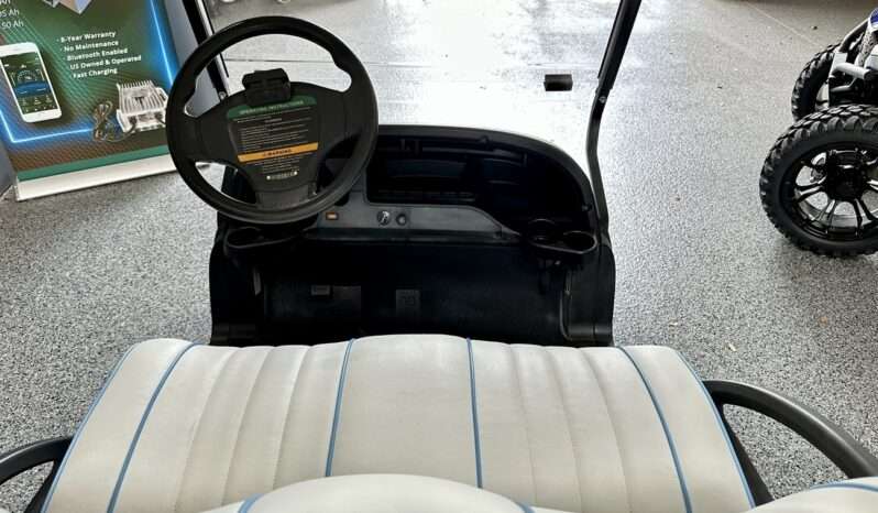 
								Used – 2016 Club Car Precedent – 2 Passenger – Electric – White – New Batteries full									