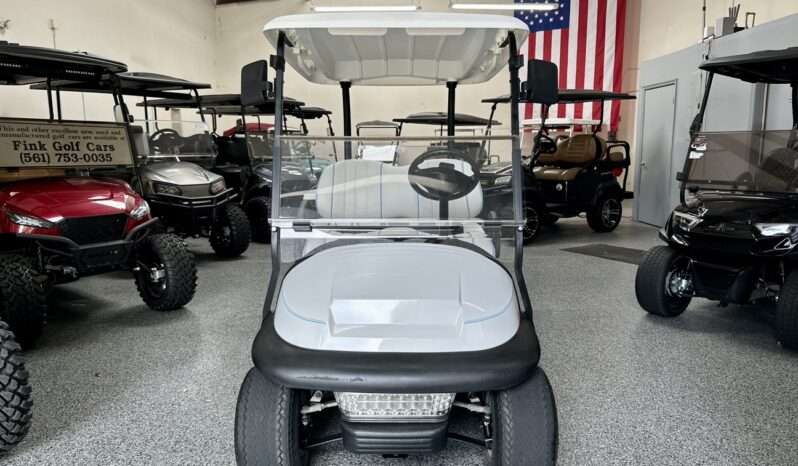 
								Used – 2016 Club Car Precedent – 2 Passenger – Electric – White – New Batteries full									
