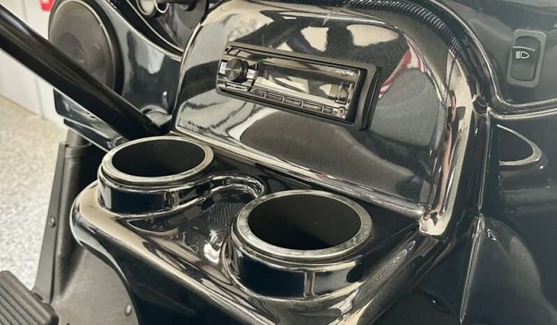 
								Used – 2018 EZGO RXV – Electric – 4 Passenger – Lifted – New Batteries – Custom Sound System full									